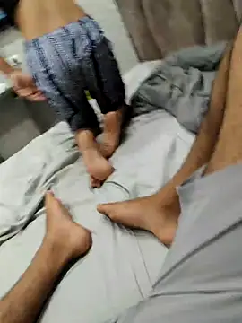 Snapshot of HorNy_Bro_Sis chatting on 15, 10, 2025 HorNy Bro Sis online show from 15, 10, 2025