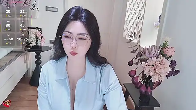 Snapshot of Tingdie chatting on 12, 10, 2025 Tingdie online show from 12, 10, 2025