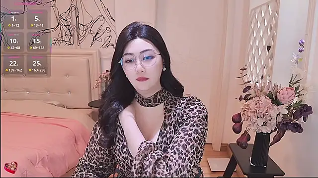 Snapshot of Tingdie chatting on 29, 10, 2025 Tingdie online show from 29, 10, 2025