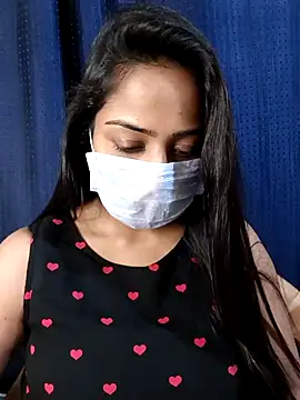 COZY ROZI online show from 23, 2, 2025