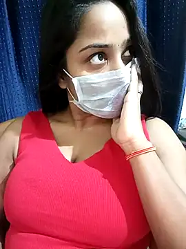 COZY ROZI online show from 8, 3, 2025