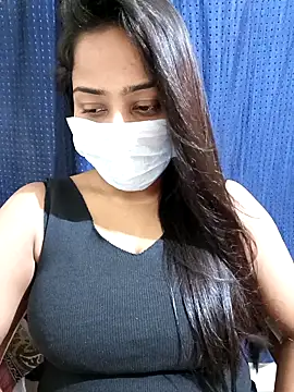 COZY ROZI online show from 11, 3, 2025