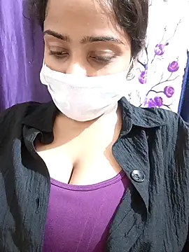 COZY ROZI online show from 12, 9, 2025