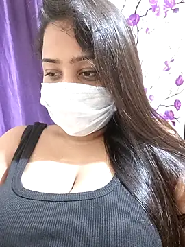 COZY ROZI online show from 17, 9, 2025