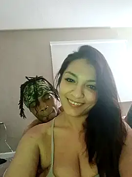 Snapshot of PersianCream77 chatting on 16, 2, 2025 PersianCream77 online show from 16, 2, 2025