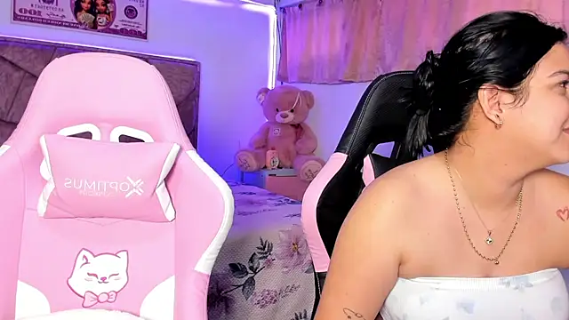 Cristal Smith20 online show from 1, 7, 2026