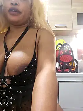 Snapshot of Louna45dv chatting on 16, 2, 2025 Louna45dv online show from 16, 2, 2025