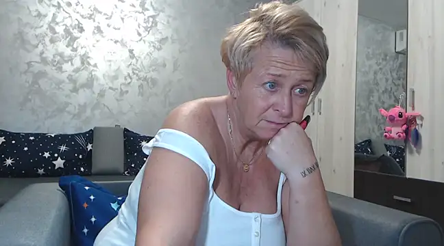 RosesandLillies online show from 28, 2, 2025