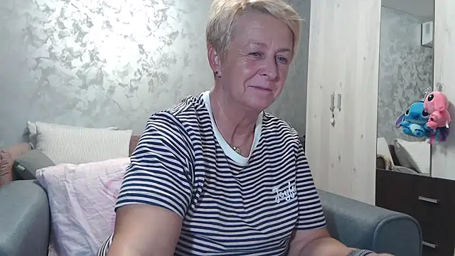 RosesandLillies online show from 18, 9, 2025