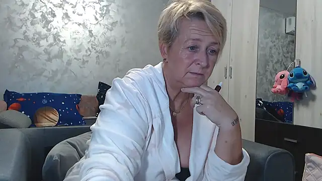 RosesandLillies online show from 9, 10, 2025