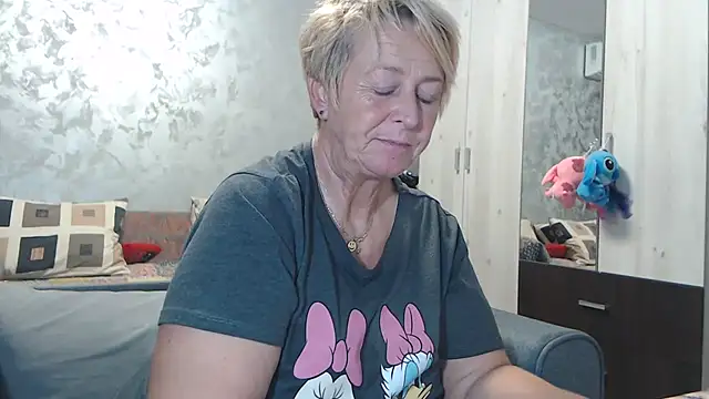 RosesandLillies online show from 14, 10, 2025