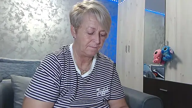 RosesandLillies online show from 20, 11, 2025