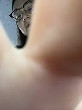 Snapshot of HTXBELLE chatting on 10, 3, 2025 HTXBELLE online show from 10, 3, 2025