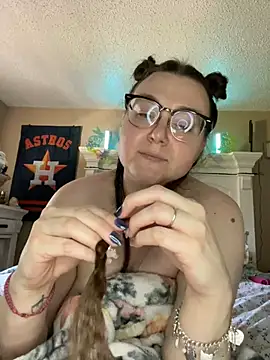 Snapshot of HTXBELLE chatting on 15, 3, 2025 HTXBELLE online show from 15, 3, 2025