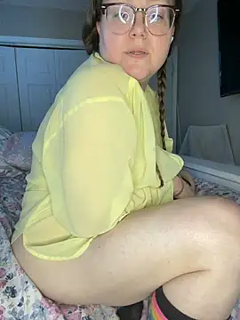 Snapshot of HTXBELLE chatting on 22, 3, 2025 HTXBELLE online show from 22, 3, 2025