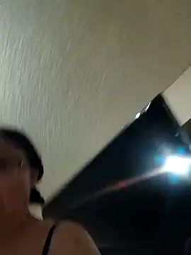 Snapshot of HTXBELLE chatting on 19, 9, 2025 HTXBELLE online show from 19, 9, 2025