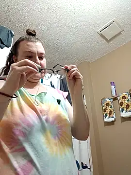 Snapshot of HTXBELLE chatting on 28, 9, 2025 HTXBELLE online show from 28, 9, 2025