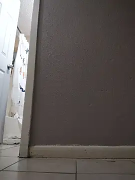 Snapshot of HTXBELLE chatting on 26, 11, 2025 HTXBELLE online show from 26, 11, 2025