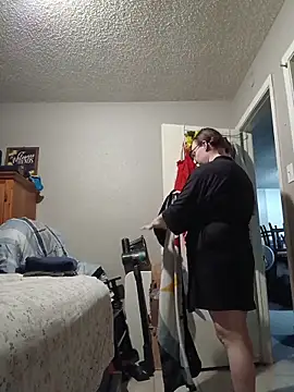 Snapshot of HTXBELLE chatting on 28, 11, 2025 HTXBELLE online show from 28, 11, 2025