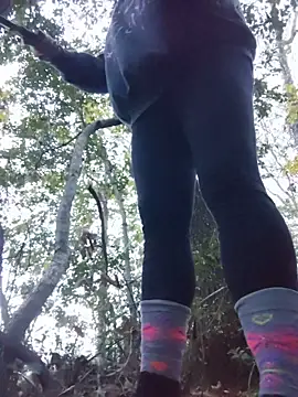 Snapshot of HTXBELLE chatting on 29, 11, 2025 HTXBELLE online show from 29, 11, 2025