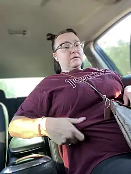 HTXBELLE online show from 6, 4, 2026