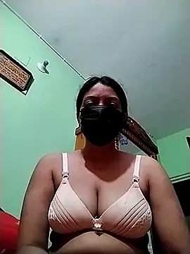 cuteangel9999 online show from 3, 3, 2025