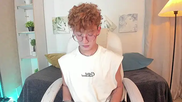 iiangel  online show from 5, 11, 2025