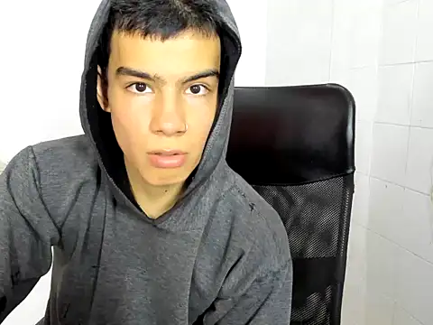 Snapshot of seigfried0 chatting on 2, 3, 2025 seigfried0 online show from 2, 3, 2025