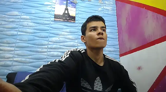 Snapshot of seigfried0 chatting on 3, 3, 2025 seigfried0 online show from 3, 3, 2025