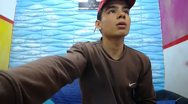 Snapshot of seigfried0 chatting on 5, 3, 2025 seigfried0 online show from 5, 3, 2025