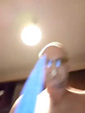 Luci1982Brazzers online show from 8, 10, 2025