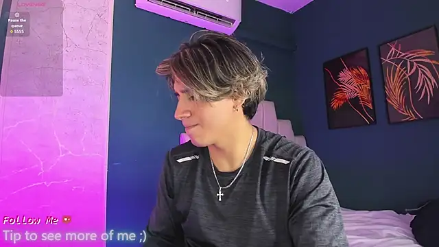 Allex Cano online show from 8, 9, 2025