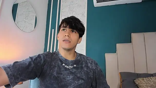 Allex Cano online show from 11, 2, 2026