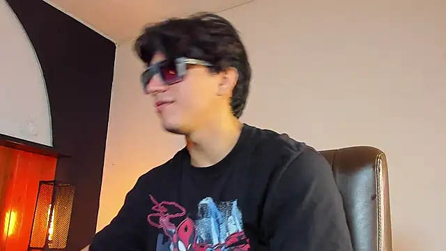 Allex Cano online show from 15, 4, 2026