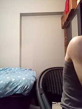 Snapshot of raskolnikovw chatting on 7, 2, 2026 raskolnikovw online show from 7, 2, 2026