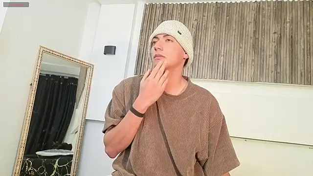 aron and paula online show from 22, 9, 2025