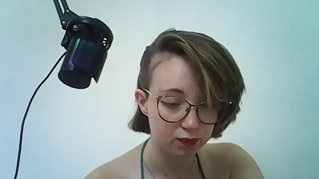 Elise Nyx online show from 12, 9, 2025