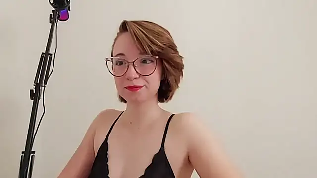 Elise Nyx online show from 27, 10, 2025