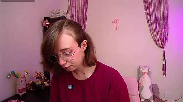 Elise Nyx online show from 6, 3, 2026