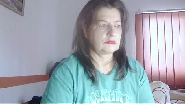 Snapshot of ExtasyMature chatting on 10, 10, 2025 ExtasyMature online show from 10, 10, 2025