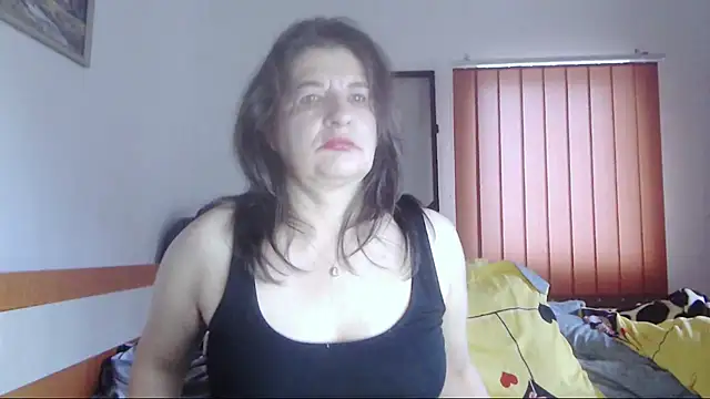 Snapshot of ExtasyMature chatting on 11, 11, 2025 ExtasyMature online show from 11, 11, 2025