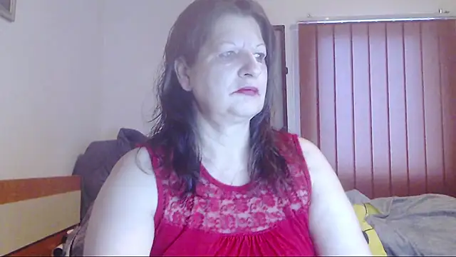 Snapshot of ExtasyMature chatting on 24, 11, 2025 ExtasyMature online show from 24, 11, 2025