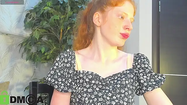 Snapshot of Sandra_Wi1son chatting on 7, 7, 2026 Sandra Wi1son online show from 7, 7, 2026