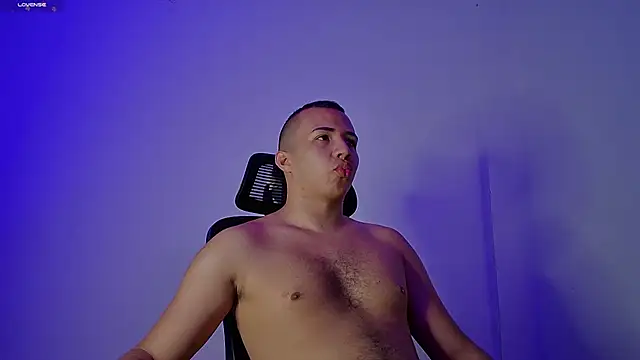 Snapshot of Donathoo1 chatting on 6, 3, 2025 Donathoo1 online show from 6, 3, 2025