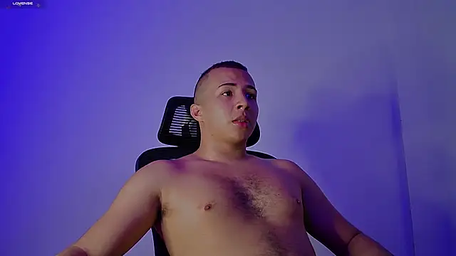 Snapshot of Donathoo1 chatting on 12, 3, 2025 Donathoo1 online show from 12, 3, 2025