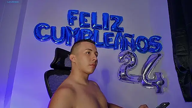 Snapshot of Donathoo1 chatting on 18, 9, 2025 Donathoo1 online show from 18, 9, 2025