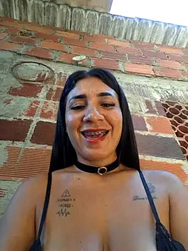 Snapshot of hot_veteran01 chatting on 18, 10, 2025 hot veteran01 online show from 18, 10, 2025
