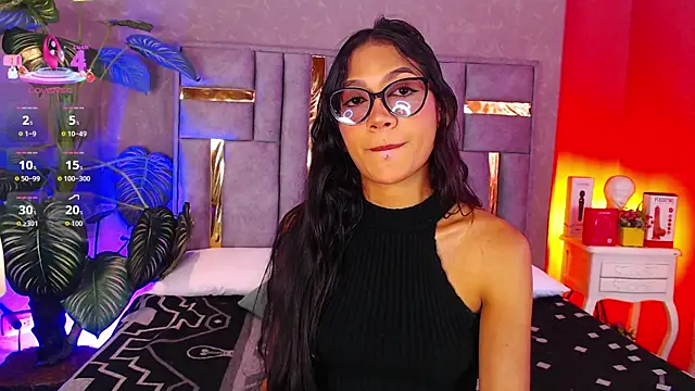 Snapshot of Tyla_Ks chatting on 3, 12, 2025 Tyla Ks online show from 3, 12, 2025