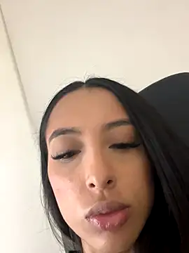 agaataa  online show from 21, 11, 2025