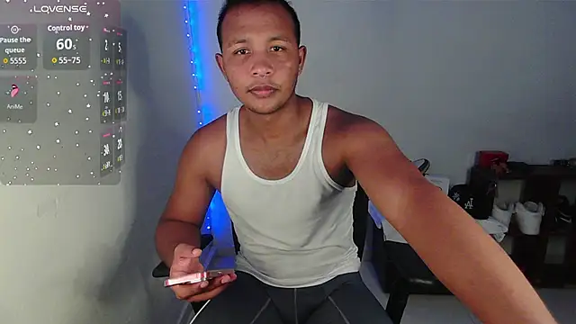 Gooss cum online show from 24, 10, 2025